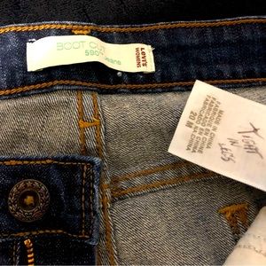 Levi’s Women’s Boot Cut 590 Jeans Like new, worn twice❣️
